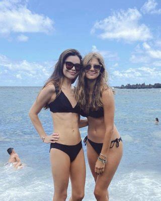 Miranda Cosgrove Nude Porn Pictures Xxx Photos Sex Images Pictoa