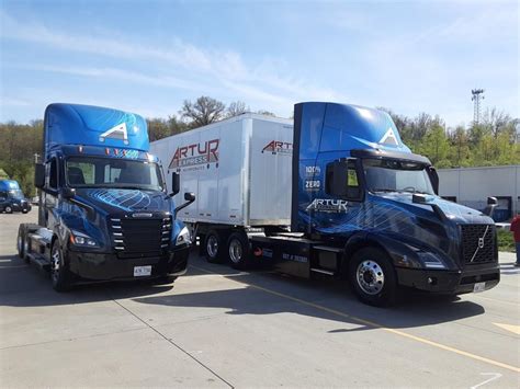 Hazelwood Truck Company Buys 3 Electric Semis Aims For Leading Edge Of Technology