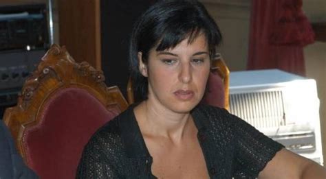 Scorta Dei Vigili A Maria Sergio Insorge La Lega