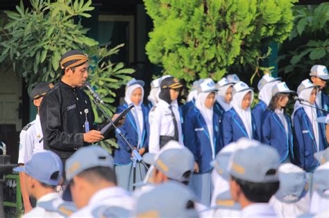 Upacara Hari Pendidikan Nasional Hardiknas 2 Mei 2024 Sma Negeri 2