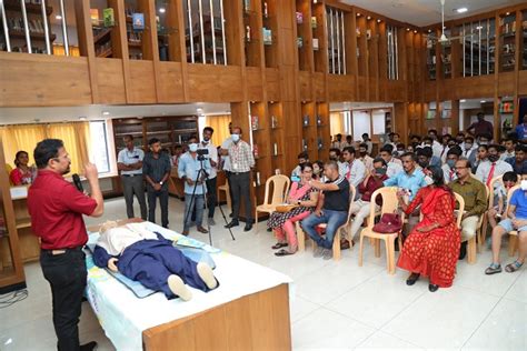 Sports Clinic For Cochin Half Marathon Internal Medicine Clinic In