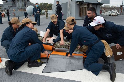 DVIDS - Images - USS Blue Ridge Mass Casualty Drill [Image 2 of 10]