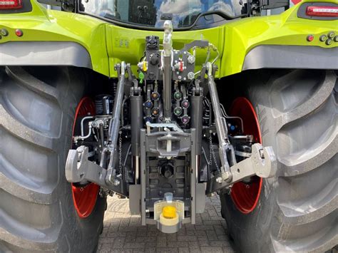 CLAAS Arion 660 CMATIC CEBIS Tractoren Landbouw De Vries Mechanisatie