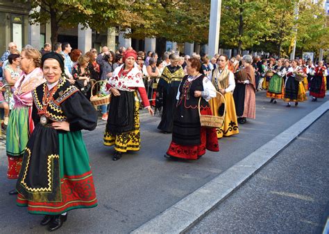 Fiestas Del Pilar In Zaragoza Photo Video Gallery