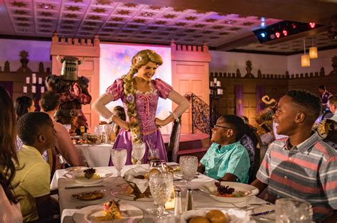 All About Dining on Disney Cruise Line • Disney Cruise Mom Blog