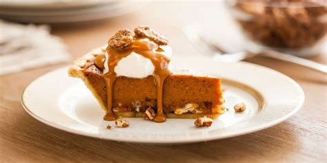 Must-Try! Ultimate Thanksgiving Pumpkin Pie Recipe - Brit + Co