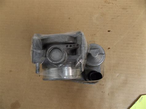 Genuine Land Rover Throttle Body Freelander Mhb Used Lrbritish