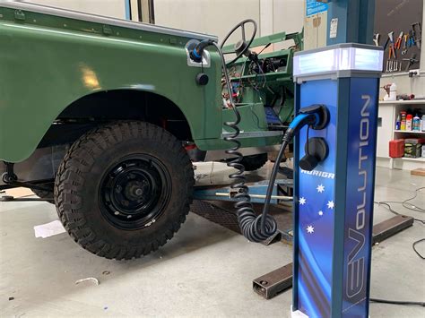 Electric Conversion Land Rover Defender Atelier Yuwa Ciao Jp