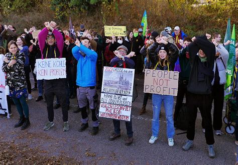 Aktionen Demonstration L Tzerath Sch Tzen Grad Grenze