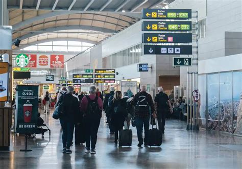 Récord de pasajeros en el Aeropuerto Alicante Elche El aeropuerto de