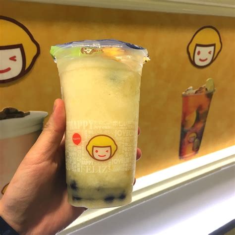 Happy Lemon Mango Yakult Smoothie With Boba Tasty Snacking