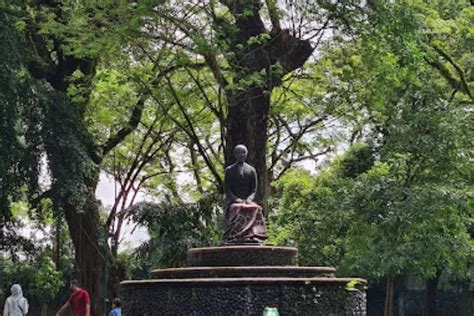 Hilangkan Penat Dengan Berkunjung Ke Taman Balekambang Solo Hutan Kota