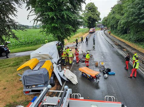 Verkehrsunfall Auf Der Bottroper Str Feuerwehr Gladbeck