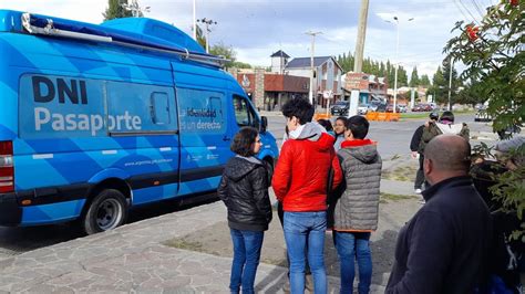 El Móvil De Dni Y Pasaportes Ya Atiende En El Calafate Youtube