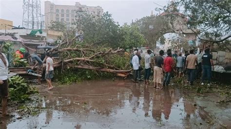 Cyclone Biparjoy Ground Report बिपरजॉय से चारों तरफ पानी ही पानी कच्छ में कई जगहों पर जलजमाव