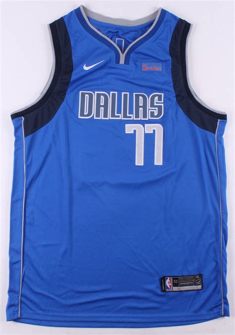 Luka Doncic Jersey : Luka Doncic Signed Mavericks Jersey (JSA COA ...