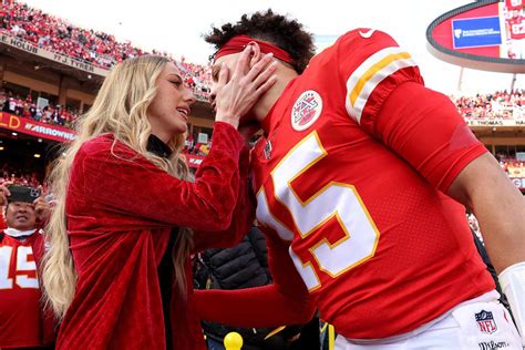 Patrick Mahomes and Brittany Mahomes' Relationship Timeline💸 Desperte a emoção das apostas com ...