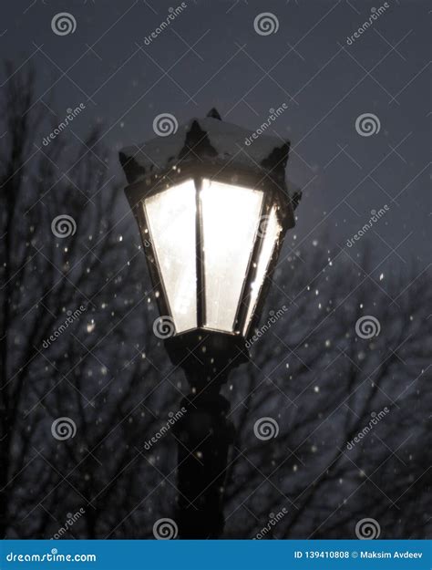 New lighting will illuminate every street near me by next winter 21