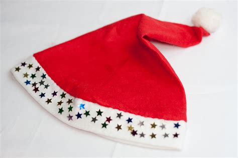 3 Ways To Make A Santa Hat Wikihow