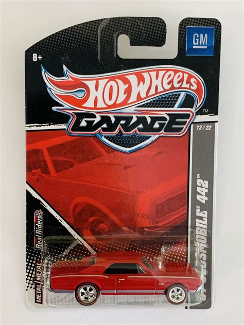 Hot Wheels Garage Oldsmobile