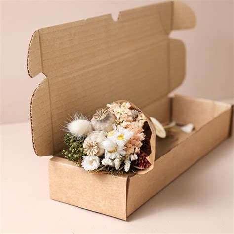 Merry Christmas Dried Flower Posy Letterbox Gift Lisa Angel