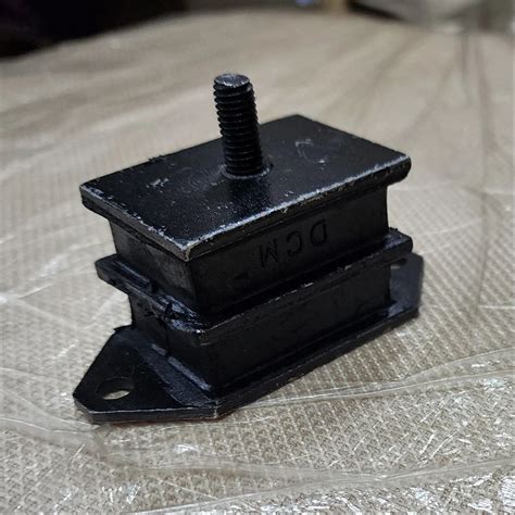 black red single stud mounting  industrial  piece  mumbai
