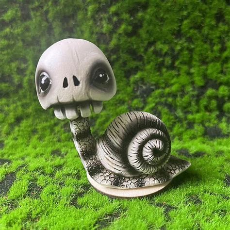 Sdjma Halloween Outdoor Skeleton Decoration Snail Skeleton