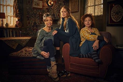 Meet The Lesbian Witches Who Are About To Become Your New Tv Obsession Pinknews