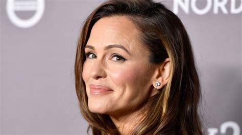 Jennifer Garner Threw Herself A Wedding For 50th Birthday Jennifer