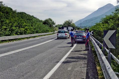 Matera Incidente Nella Notte Sulla Bradanica Feriti 4 Giovani