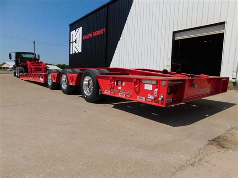 Kalyn Siebert Versamaxx Lowboy Bus Hauler Iloca