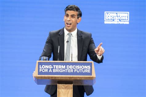 Rishi Sunak To Face No Action Over Nicola Sturgeon Joke From Police Scotland The Independent