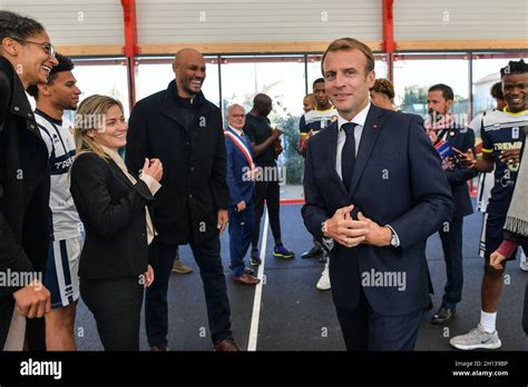 Tremblay En France Macron Banque De Photographies Et Dimages Haute