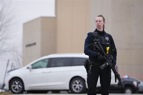 Iowa School Shooting 1 Killed 5 Injured In Perry Suspect Dead