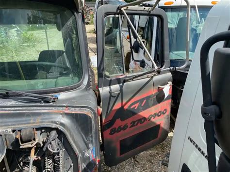 Used 1995 Mack Rd688s Door For Sale Freehold New Jersey United States