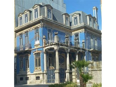 Casa ou moradia à venda na avenida Mouzinho de Albuquerque Bairro