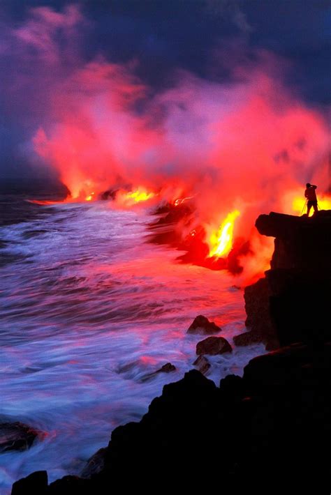 Volcano Meeting The Ocean Volcano National Park Volcano Hawaii