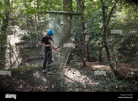 Brave Enfant Banque De Photographies Et Dimages Haute R Solution Alamy