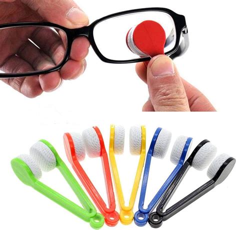 Leroro 12 Pcs Mini Sun Glasses Eyeglass Microfiber Spectacles Cleaner Soft Brush