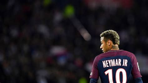 Watch Neymar Scores Fabulous Free Kick In Psgs Win Over Bordeaux