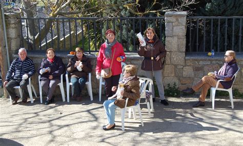 Cerca De Personas Participan En La Operaci N Bocata De Sancti