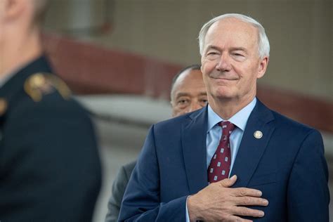 Ex Arkansas Governor Hutchinson Announces 2024 White House Bid World