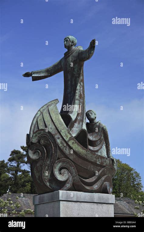 Saint brendan statue in bantry hi-res stock photography and images - Alamy