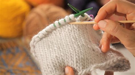 How To Count Rows Circular Knitting Youtube