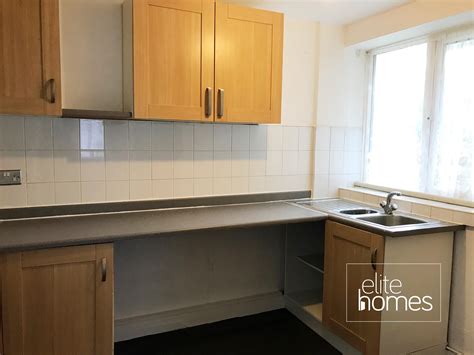 Barrowfield Close, Edmonton, N9 - ELITE