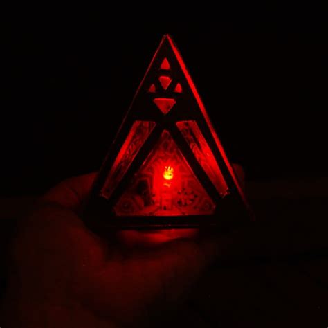 DIY Sith Holocron (cardboard) - Star Wars Cheap Build