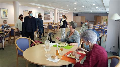 Lundi Septembre Le Restaurant Du P Le Seniors A Servi Ses Premiers