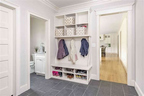 16 Entryway Shoe Storage Ideas