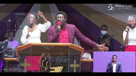 Onise Iyanu Nathaniel Bassey Bible Life Praise Feat Shadreck Youtube