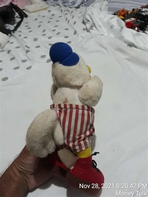 Vintage Kfc Kentucky Fried Chicken Colonel Sanders Plush Chicky Stuff